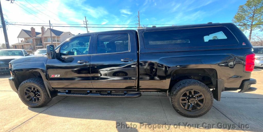 2019 Chevrolet Silverado 2500HD Z71 Midnight Edition 4WD Crew Cab w/ Sunroof - 22300817 - 8