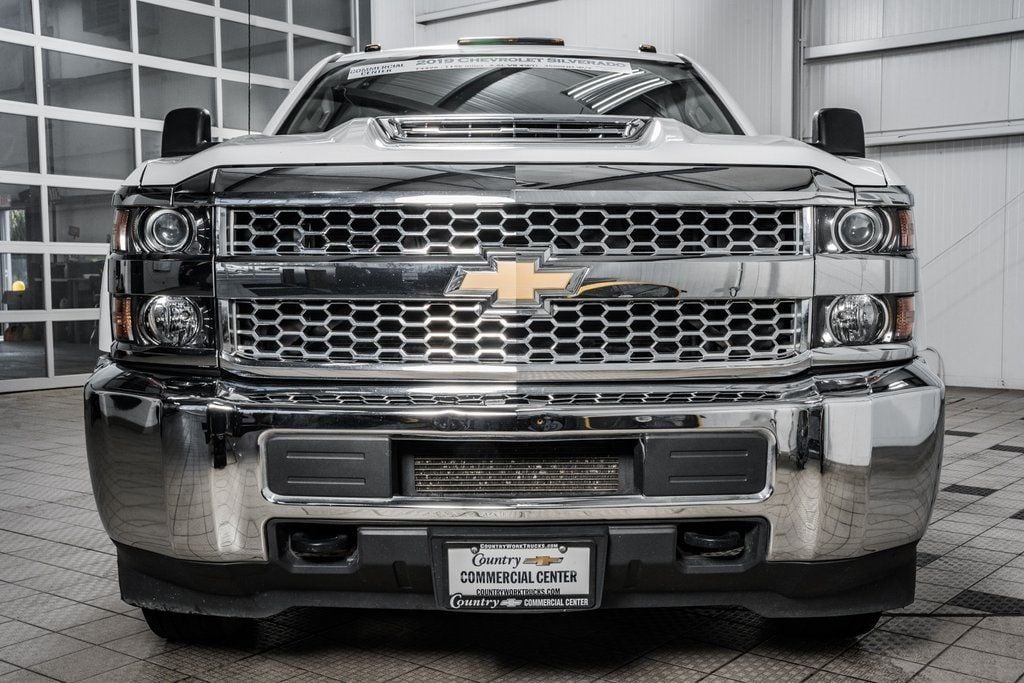 2019 Chevrolet Silverado 3500HD 3500HD CREW 4X4 * DURAMAX * 9' READING UTILITY * LOCAL TRADE - 22617545 - 1