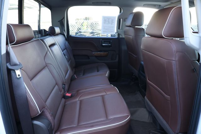 2019 Chevrolet Silverado 3500HD 4WD Crew Cab 167.7'' High Country w/ Duramax Plus Pkg & Sunroof - 22927655 - 24