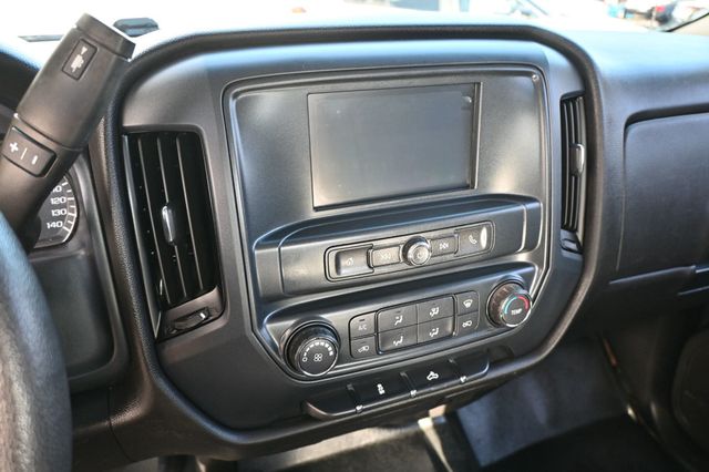 2019 Chevrolet Silverado 3500HD 4x4 Crew Cab Work Truck - 23097265 - 9