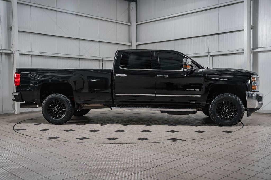 2019 Chevrolet Silverado 3500HD LTZ Z71 - 22434622 - 7