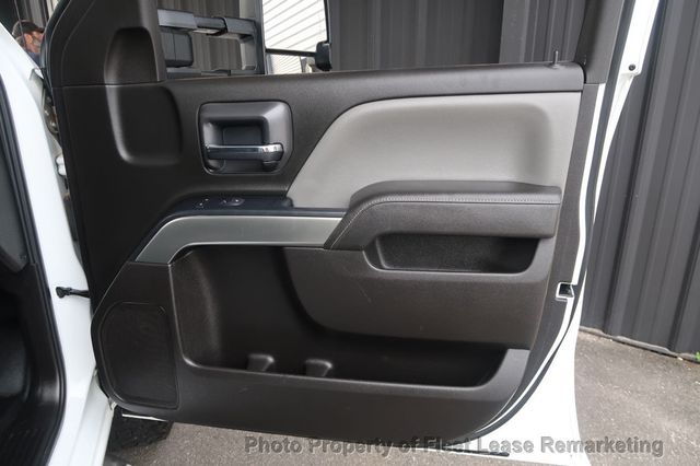 2019 Chevrolet Silverado 3500HD Silverado 3500HD 4WD Crew Cab Utility SRW LT - 23057343 - 17