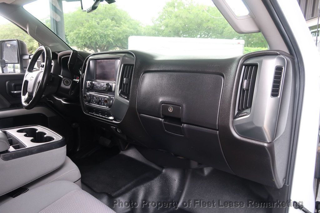 2019 Chevrolet Silverado 3500HD Silverado 3500HD 4WD Crew Cab Utility SRW LT - 23057343 - 22