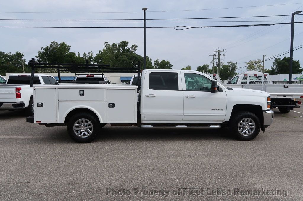 2019 Chevrolet Silverado 3500HD Silverado 3500HD 4WD Crew Cab Utility SRW LT - 23057343 - 5