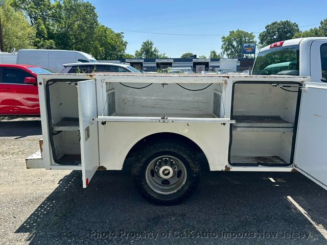 2019 Chevrolet Silverado 3500HD CC 4WD Crew Cab,UTILITY BODY,DURAMAX 6.6L TURBO-DIESEL, - 23039971 - 17