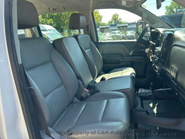 2019 Chevrolet Silverado 3500HD CC 4WD Crew Cab,UTILITY BODY,DURAMAX 6.6L TURBO-DIESEL, - 23039971 - 44