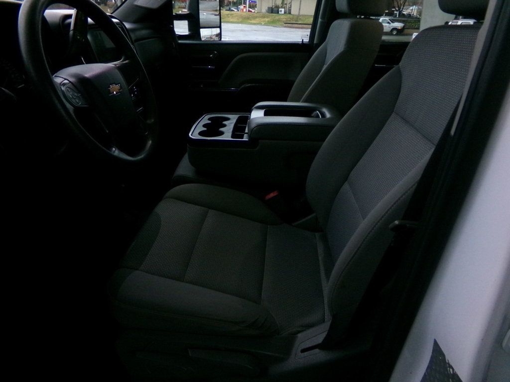 2019 Chevrolet Silverado 3500HD CC FLAT BED - 22949152 - 9