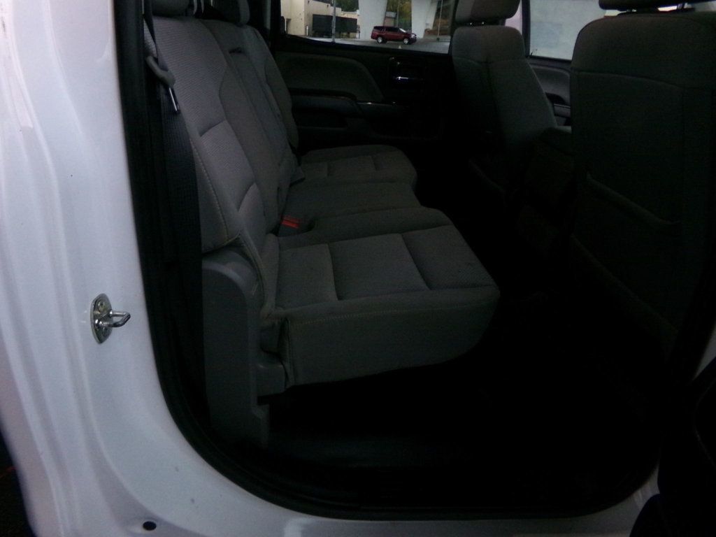 2019 Chevrolet Silverado 3500HD CC FLAT BED - 22949152 - 18