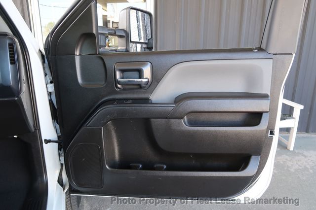2019 Chevrolet Silverado 3500HD CC Silverado 3500HHD 2WD Cab Chassis DRW GAS - 23000041 - 17