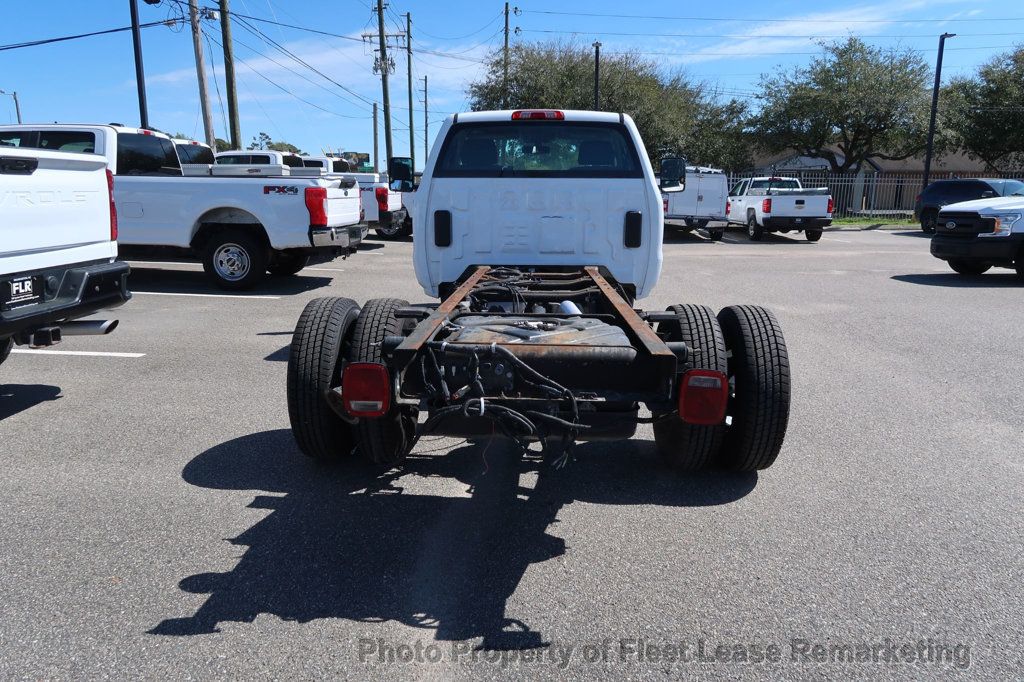 2019 Chevrolet Silverado 3500HD CC Silverado 3500HHD 2WD Cab Chassis DRW GAS - 23000041 - 3