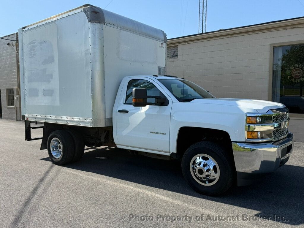 2019 Chevrolet Silverado 3500HD CC Supreme 9ft Box  - 23028229 | Video 1