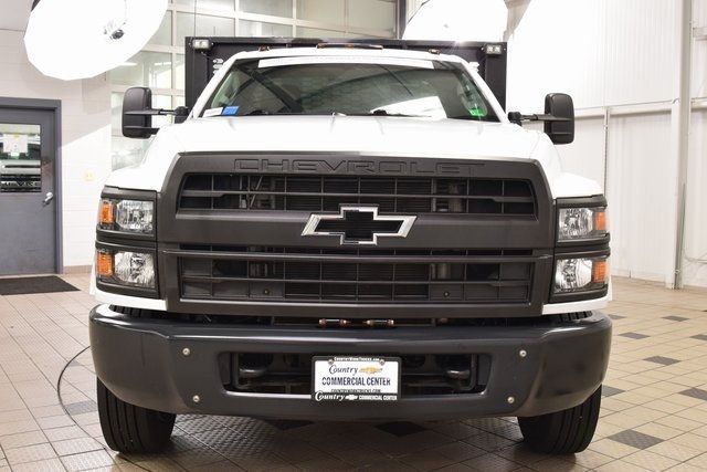 2019 Chevrolet Silverado 4500HD Work Truck photo 2