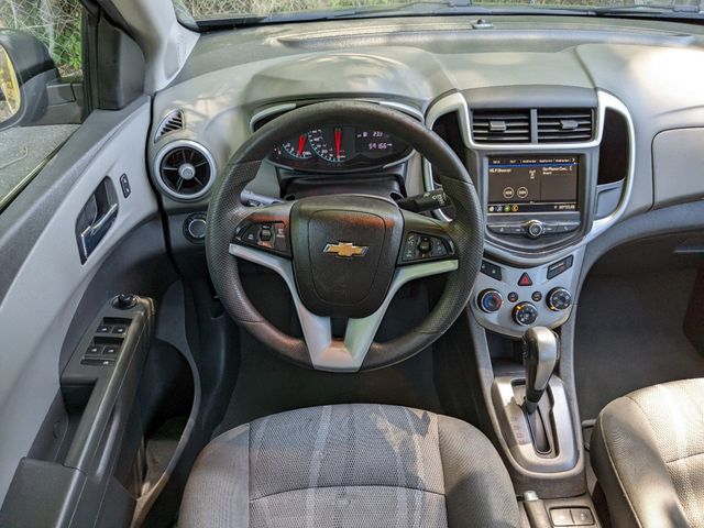 2019 Chevrolet Sonic 4dr Sedan Automatic LT - 21894685 - 14