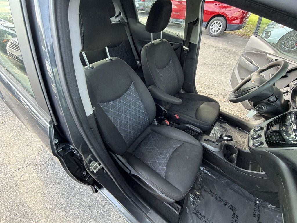 Chevrolet Spark photo 20