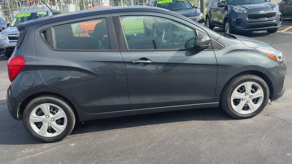 Chevrolet Spark photo 9