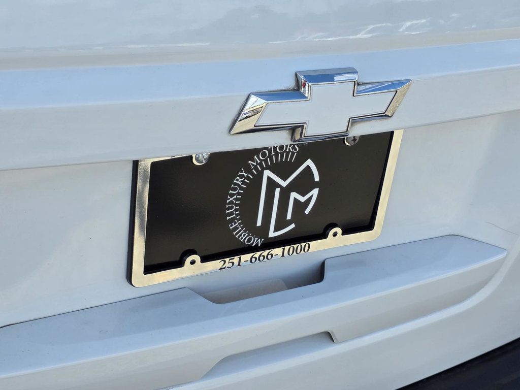 2019 Chevrolet Suburban 1500 LT photo 33