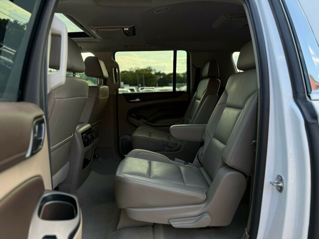 2019 Chevrolet Suburban 1500 LT photo 12