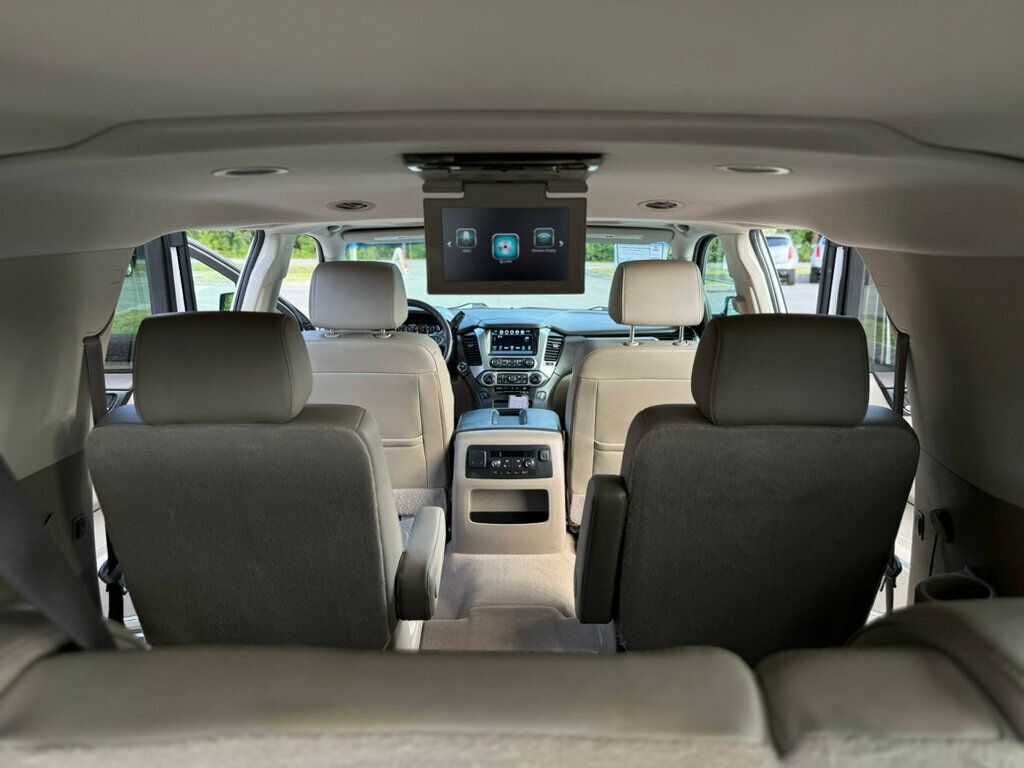 2019 Chevrolet Suburban 1500 LT photo 16