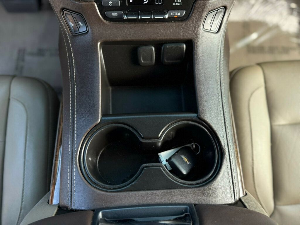 2019 Chevrolet Suburban 1500 LT photo 22