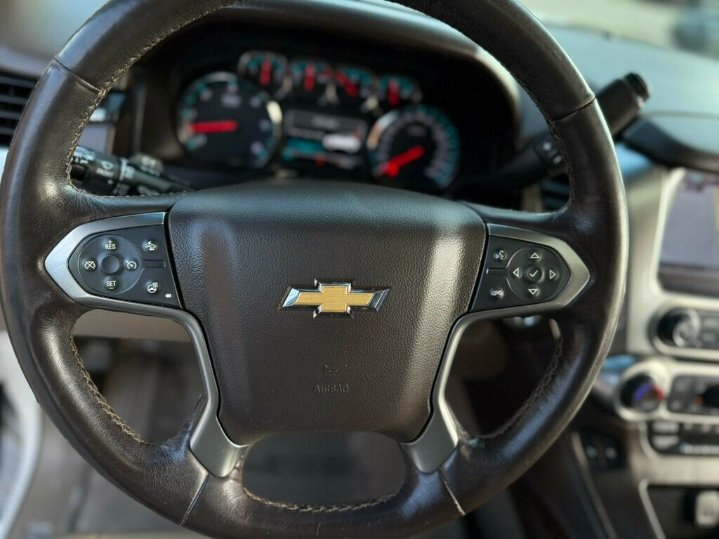 2019 Chevrolet Suburban 1500 LT photo 24