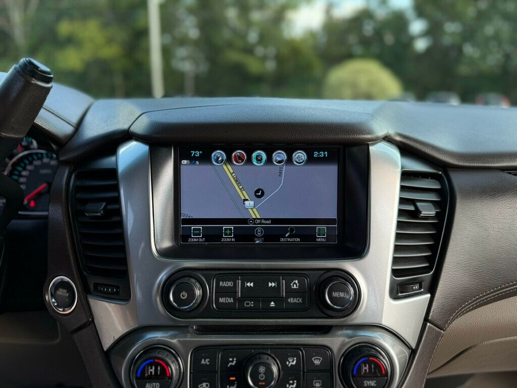 2019 Chevrolet Suburban 1500 LT photo 25