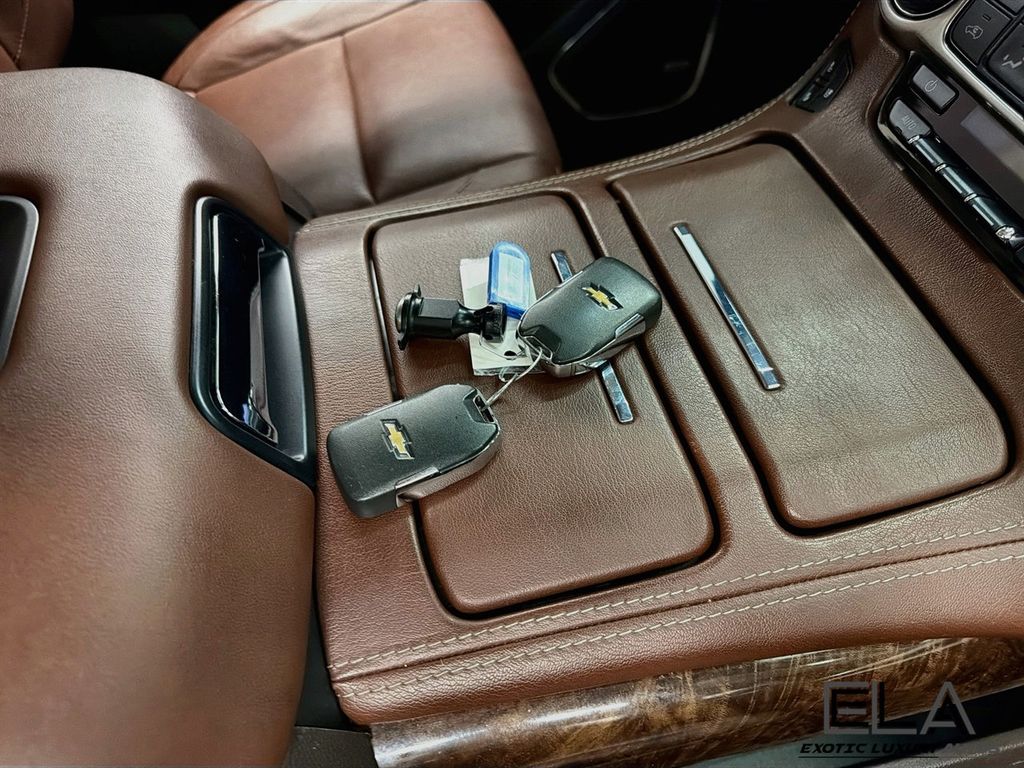 2019 Chevrolet Suburban 2WD 4dr 1500 Premier - 23075344 - 36