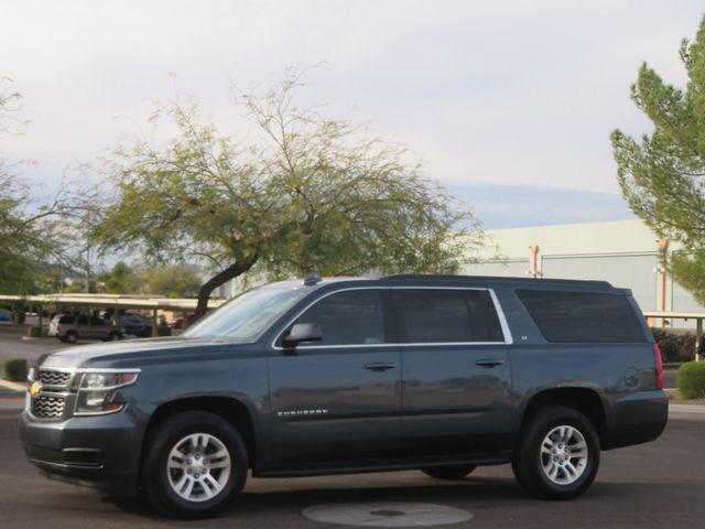 2019 Chevrolet Suburban 4WD 4dr 1500 LT - 22963964 - 0