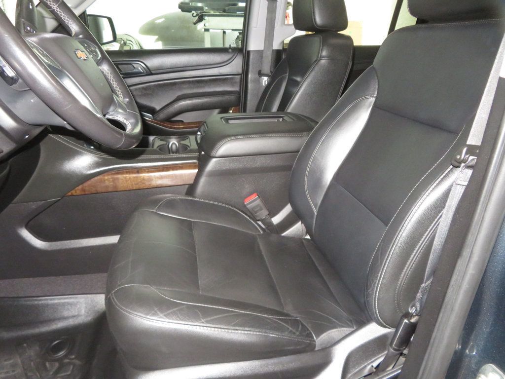 2019 Chevrolet Suburban 4WD 4dr 1500 LT - 22963964 - 21