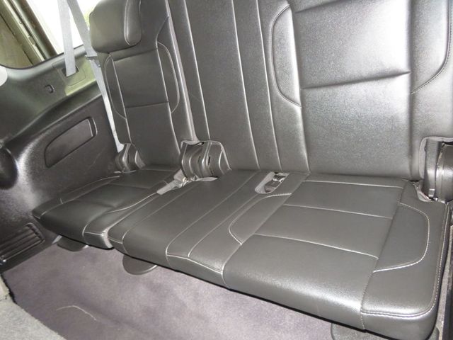 2019 Chevrolet Suburban 4WD 4dr 1500 LT - 22963964 - 28