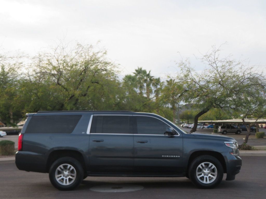 2019 Chevrolet Suburban 4WD 4dr 1500 LT - 22963964 - 2