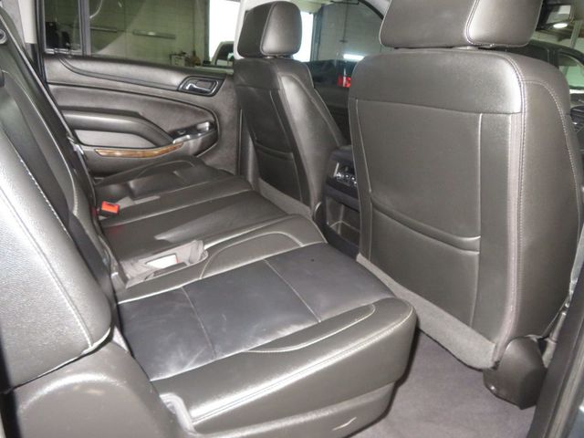 2019 Chevrolet Suburban 4WD 4dr 1500 LT - 22963964 - 32