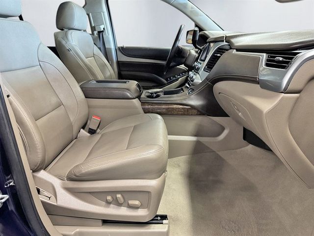 2019 Chevrolet Suburban 4WD 4dr 1500 LT - 22992478 - 29