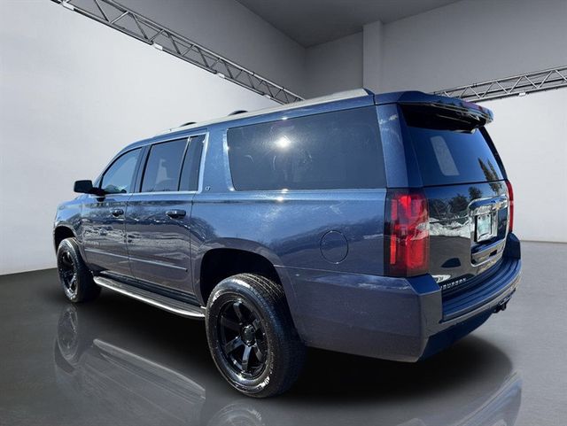2019 Chevrolet Suburban 4WD 4dr 1500 LT - 22992478 - 4