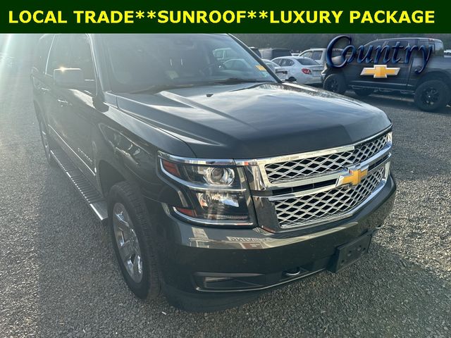 2019 Chevrolet Suburban 4WD 4dr 1500 LT - 22668764 - 0