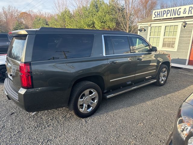 2019 Chevrolet Suburban 4WD 4dr 1500 LT - 22668764 - 7