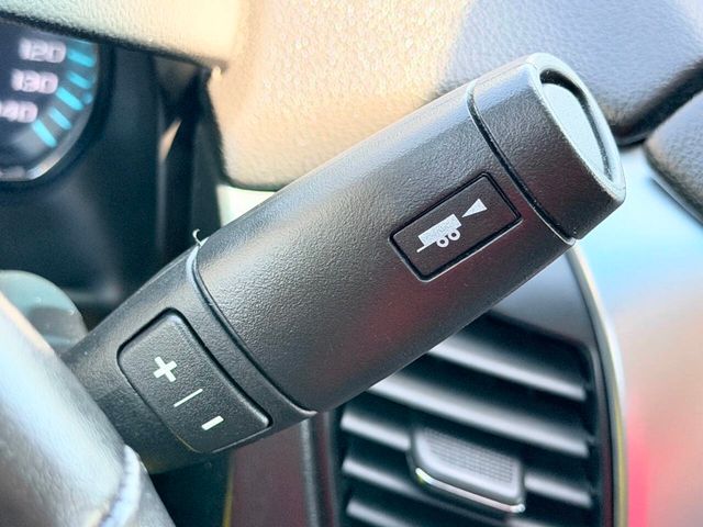 2019 Chevrolet Suburban 4WD 4dr 1500 LT - 23027917 - 38