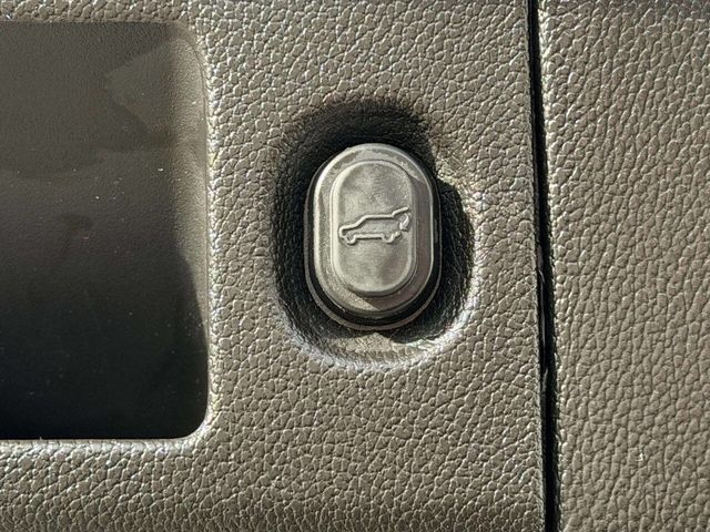 2019 Chevrolet Suburban 4WD 4dr 1500 Premier - 22963291 - 12