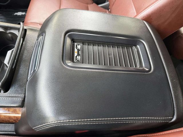 2019 Chevrolet Suburban 4WD 4dr 1500 Premier - 22963291 - 53