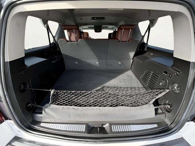 2019 Chevrolet Suburban 4WD 4dr 1500 Premier - 22963291 - 7