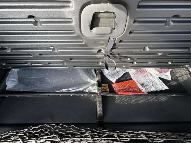 2019 Chevrolet Suburban 4WD 4dr 1500 Premier - 22974262 - 8