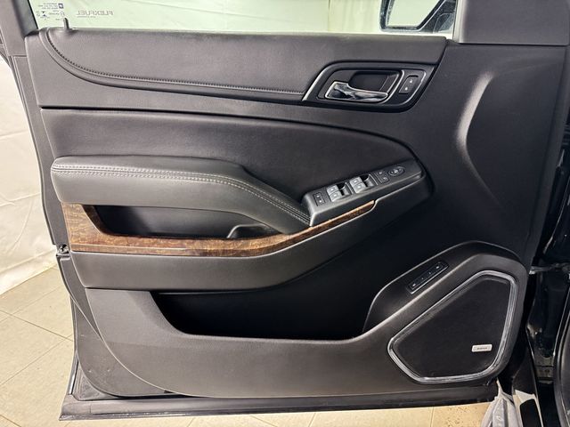 2019 Chevrolet Suburban LT 4WD - 22988414 - 12