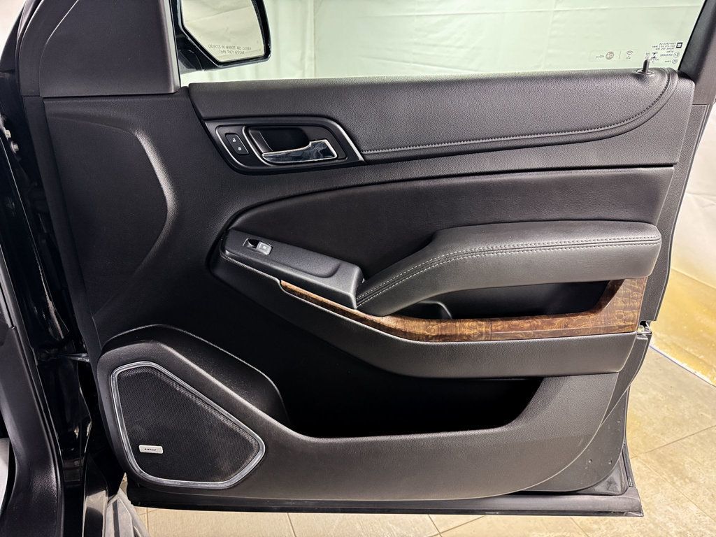 2019 Chevrolet Suburban LT 4WD - 22988414 - 15