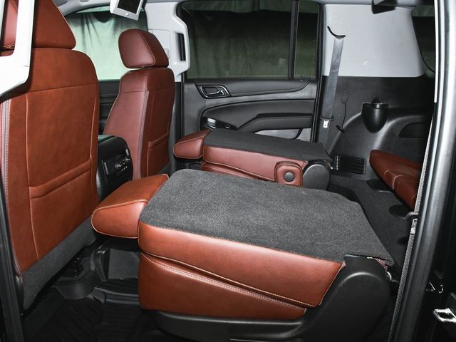 2019 Chevrolet Suburban Premier - 22985704 - 52