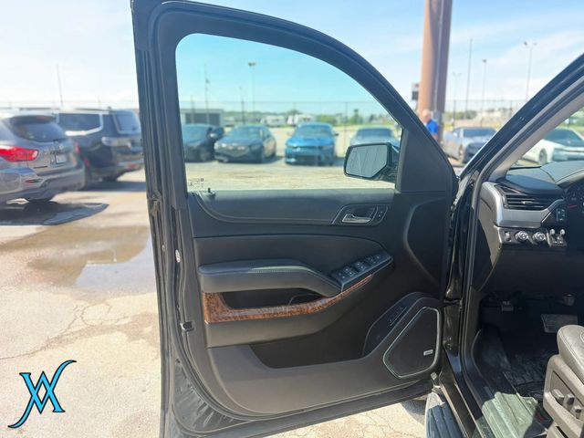 2019 Chevrolet Suburban Premier Sport Utility 4D - 23069310 - 10