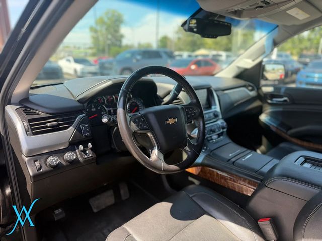 2019 Chevrolet Suburban Premier Sport Utility 4D - 23069310 - 12
