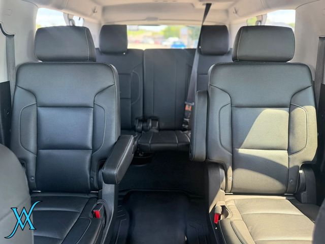 2019 Chevrolet Suburban Premier Sport Utility 4D - 23069310 - 21