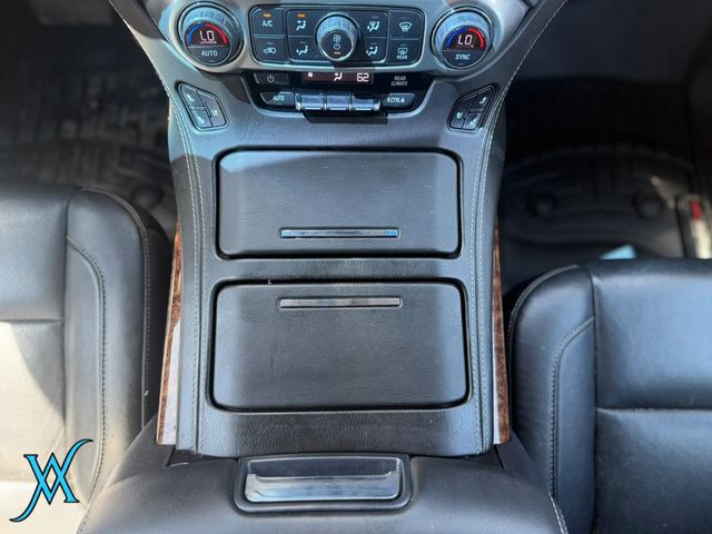 2019 Chevrolet Suburban Premier Sport Utility 4D - 23069310 - 25