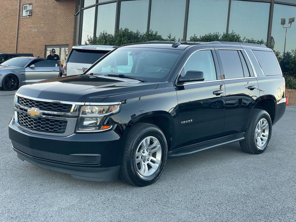 2019 Chevrolet Tahoe LT photo 3