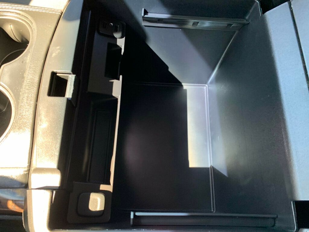 2019 Chevrolet Tahoe 2WD 4dr LS - 22925513 - 45