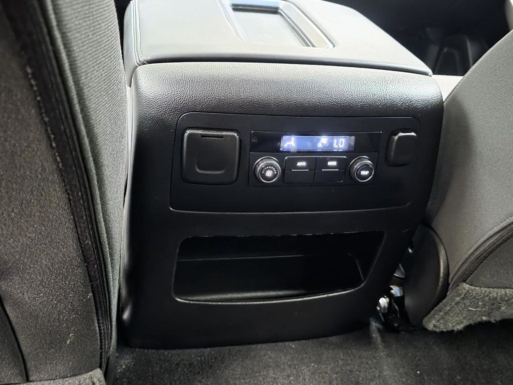 2019 Chevrolet Tahoe LS photo 10